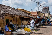Kumbakonam Tamil-Nadu. The bazaar 